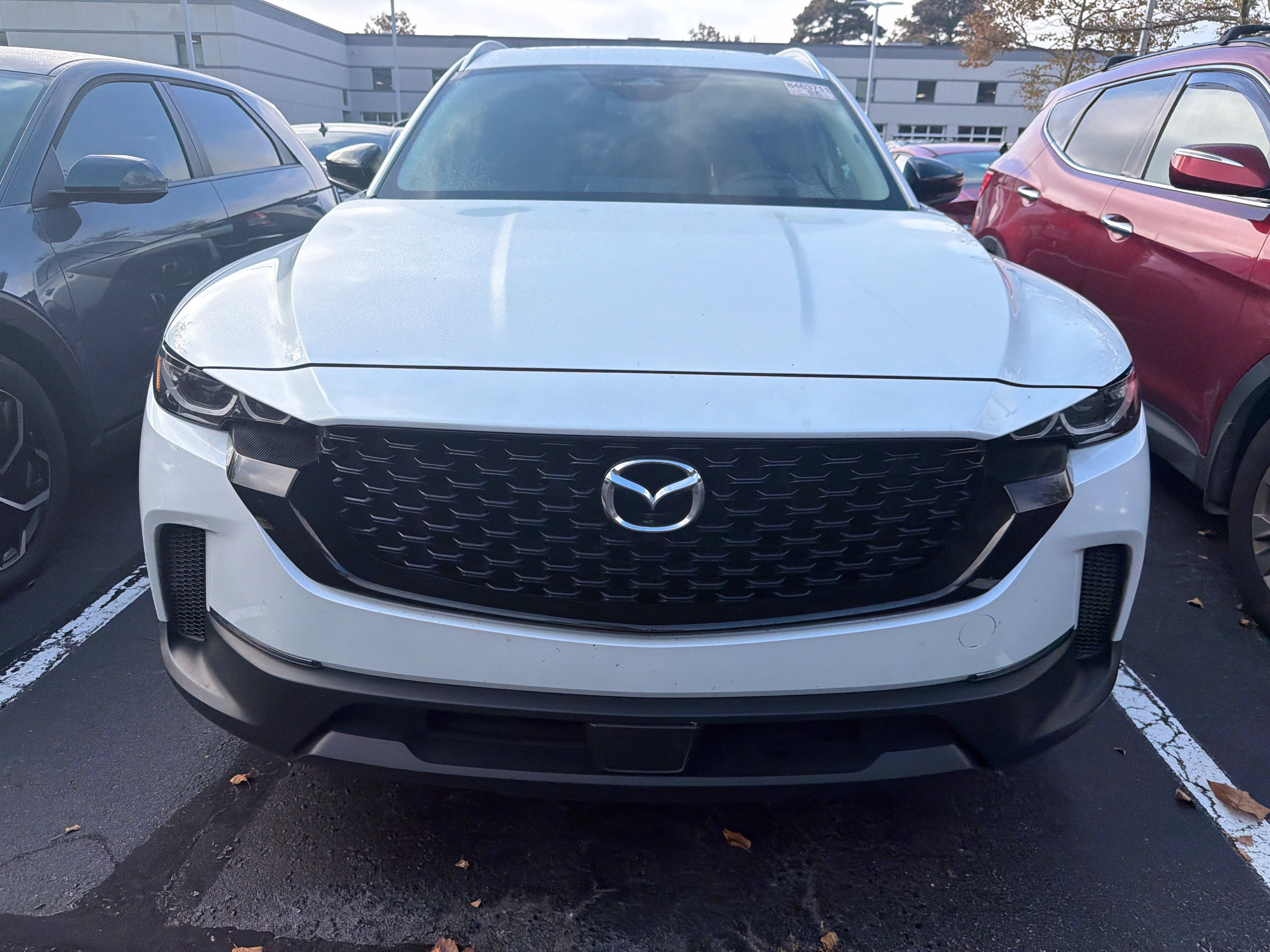 Used 2025 MAZDA CX-50 AWD 2.5 S w/ Premium Plus Pkg image 3