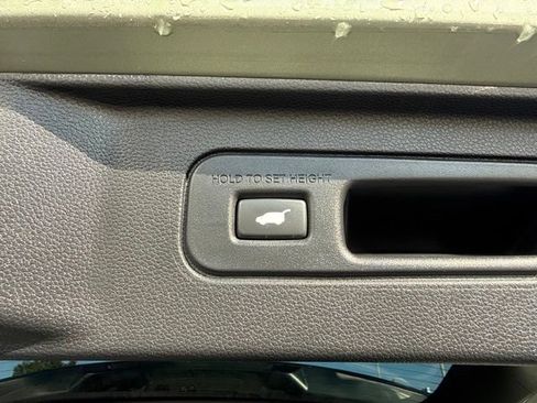 Used 2026 Honda Pilot TrailSport image 34
