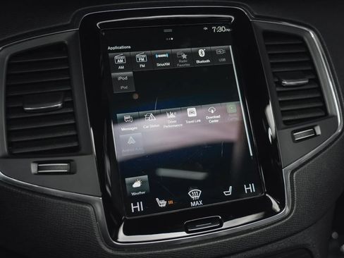 Used 2020 Volvo XC90 T6 Momentum w/ Protection Package Premier image 54