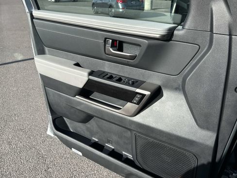 New 2026 Toyota Tundra Limited AWD/4WD image 9