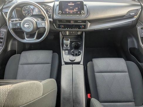 Used 2024 Nissan Rogue SV image 16