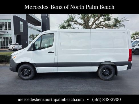 New 2026 Mercedes-Benz Sprinter 2500 image 3