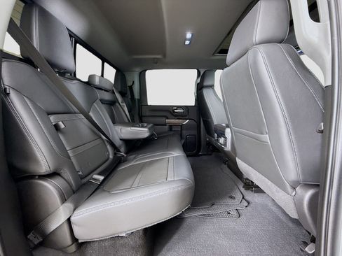 Used 2022 GMC Sierra 3500 Denali AWD/4WD image 30