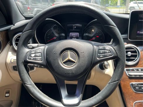 Used 2018 Mercedes-Benz C 300 Sedan image 18