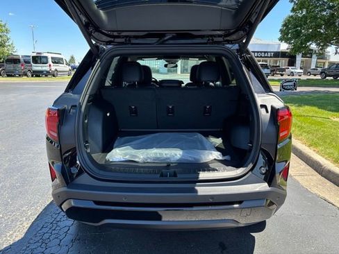 New 2026 GMC Terrain Elevation w/ Elevation Premium Package FWD image 11