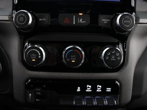 New 2026 RAM 1500 Express AWD/4WD image 6
