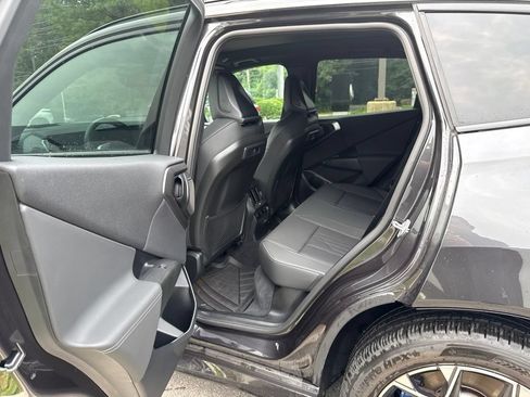 Used 2025 BMW X3 xDrive30i AWD/4WD image 10
