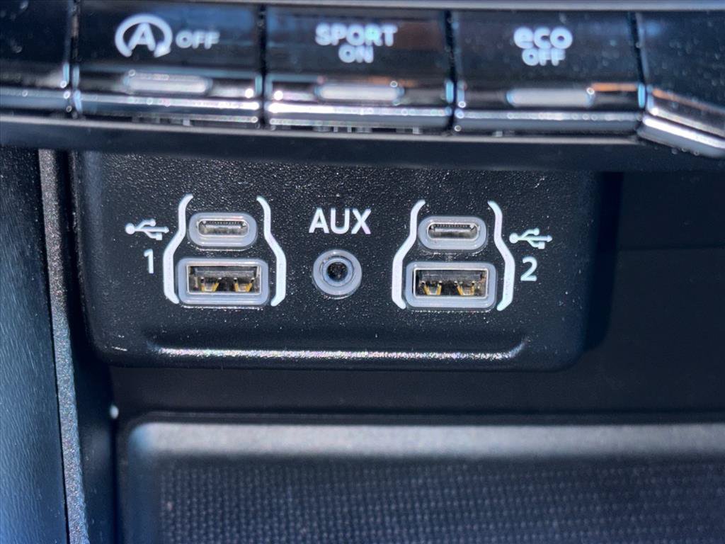 Used 2023 Dodge Durango GT AWD/4WD image 18