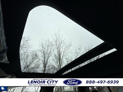 New 2025 Ford F150 Lightning Lariat image 28