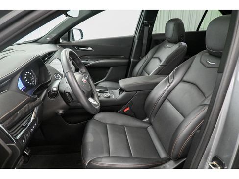 Used 2023 Cadillac XT4 Sport AWD/4WD image 12