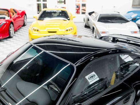 Used 2002 Porsche 911 GT2 RWD image 31