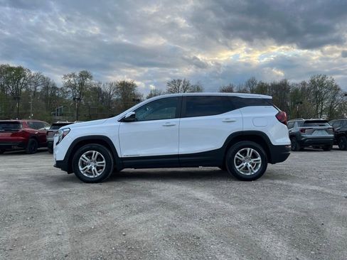 Used 2023 GMC Terrain SLE AWD/4WD image 13