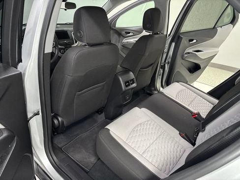 Used 2020 Chevrolet Equinox LS AWD/4WD image 23