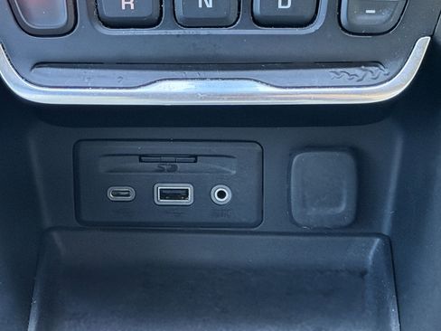 Used 2018 GMC Terrain Denali w/ Comfort Package image 12