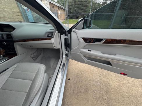 Used 2012 Mercedes-Benz E 350 Cabriolet image 26