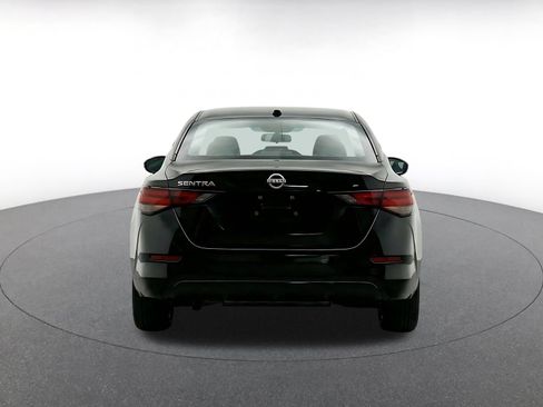 Used 2025 Nissan Sentra S FWD image 8