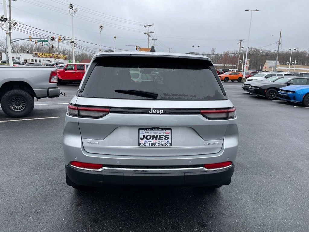 New 2026 Jeep Grand Cherokee Laredo X AWD/4WD image 6