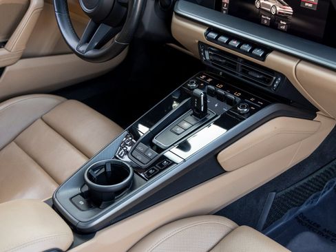 Certified 2020 Porsche 911 Carrera S w/ Premium Package RWD image 45