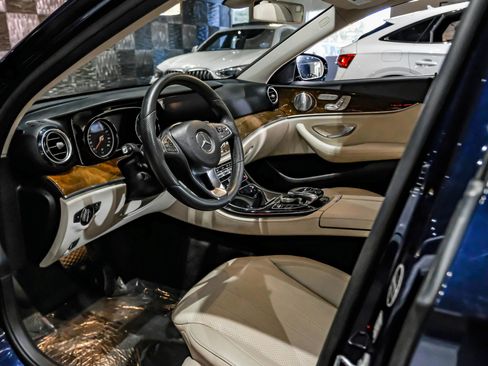 Used 2018 Mercedes-Benz E 300 image 3