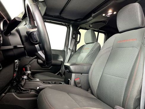 Used 2020 Jeep Gladiator Rubicon image 12