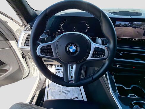 Used 2024 BMW X7 M60i w/ Executive Package AWD/4WD image 38