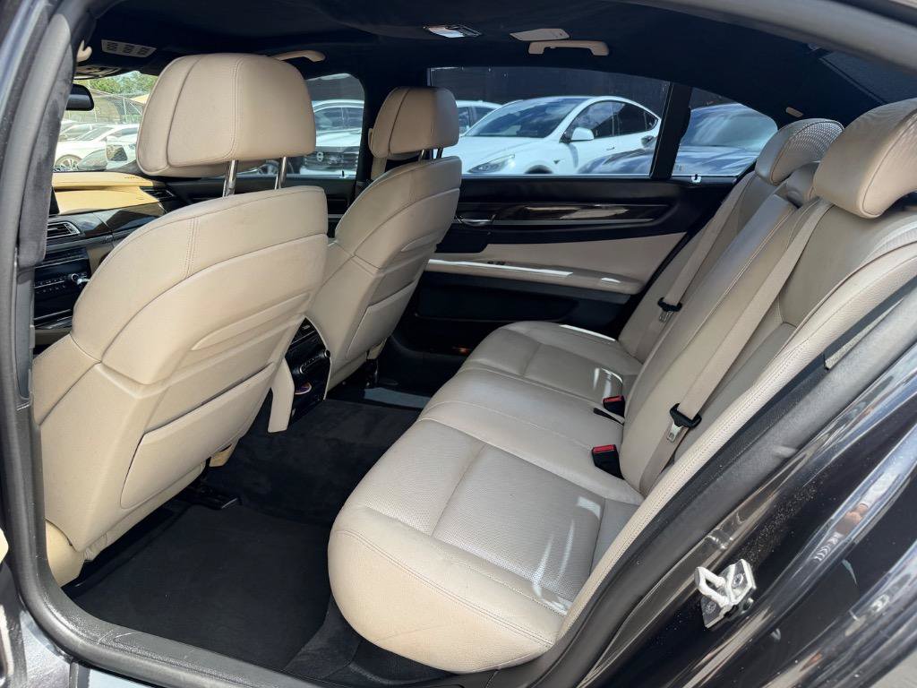 Used 2012 BMW 740Li RWD image 13