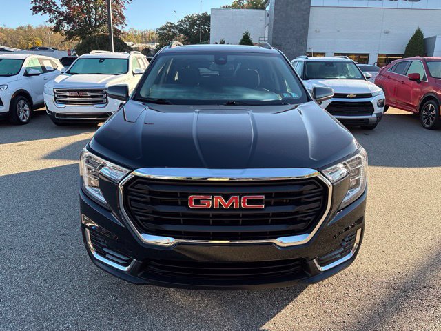 Used 2023 GMC Terrain SLE w/ Driver Convenience Package AWD/4WD image 8