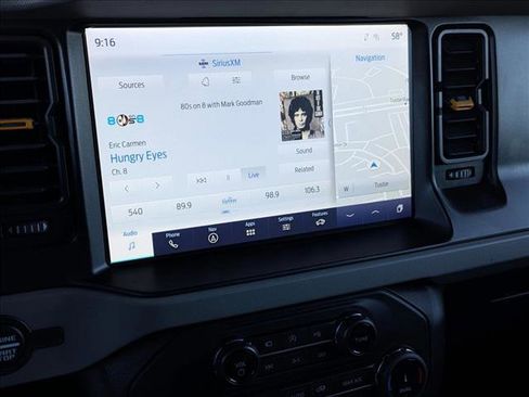 Used 2022 Ford Bronco Badlands w/ Sasquatch Package image 13