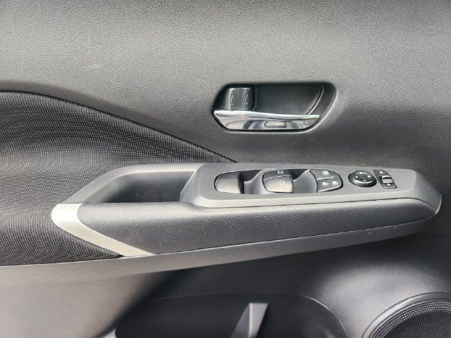 Used 2024 Nissan Kicks SV FWD image 20