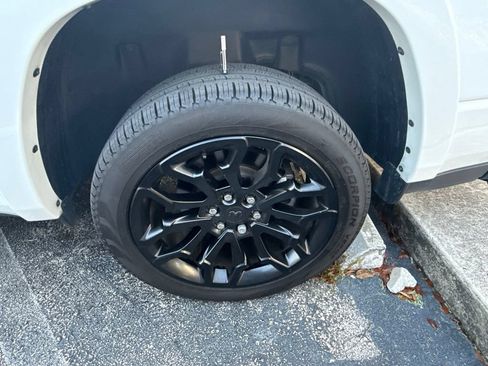 Used 2025 RAM 1500 Limited AWD/4WD image 18