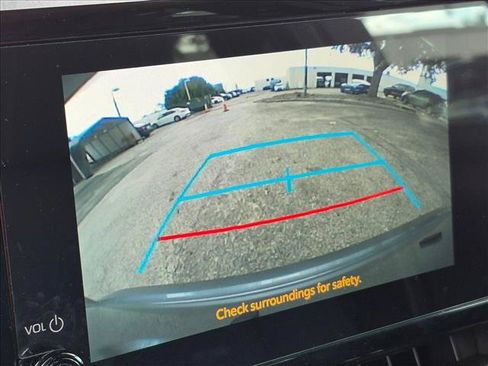 Used 2025 Toyota Corolla LE FWD image 11