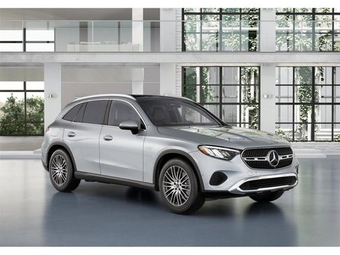 New 2026 Mercedes-Benz GLC 300 4MATIC image 11