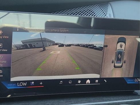 New 2026 BMW i7 xDrive60 AWD/4WD image 28