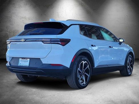 New 2026 Chevrolet Equinox EV LT FWD image 3