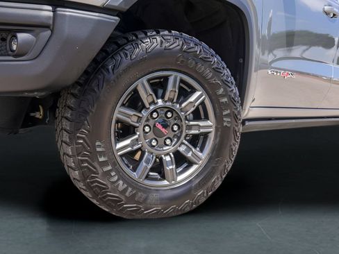 Used 2024 GMC Sierra 1500 AT4X AWD/4WD image 4