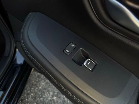 New 2026 Honda HR-V EX-L image 15