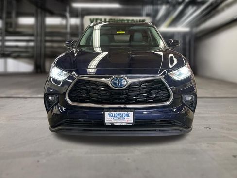 Used 2023 Toyota Highlander Limited AWD/4WD image 42