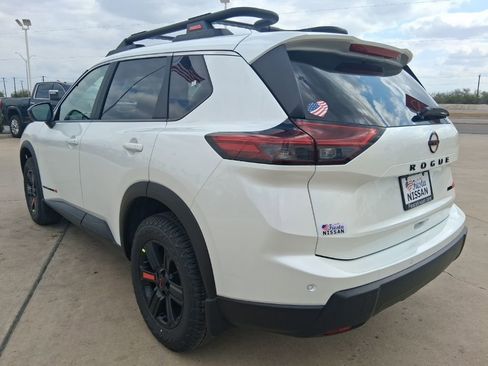 New 2026 Nissan Rogue SV image 4