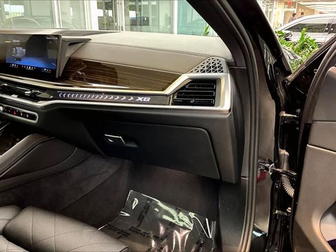 Used 2025 BMW X6 xDrive40i image 18