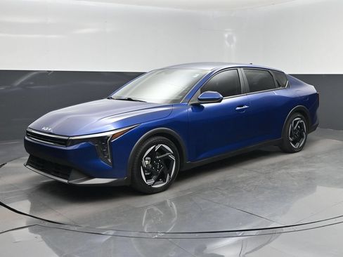 Certified 2025 Kia K4 EX FWD image 22