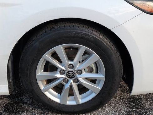 Used 2025 Toyota Camry LE FWD image 10