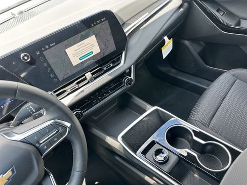 New 2026 Chevrolet Equinox LT AWD/4WD image 26