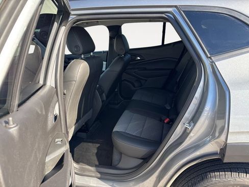Used 2025 Chevrolet Equinox LT AWD/4WD image 29
