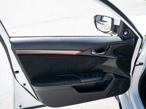 Used 2021 Honda Civic Type R image 17