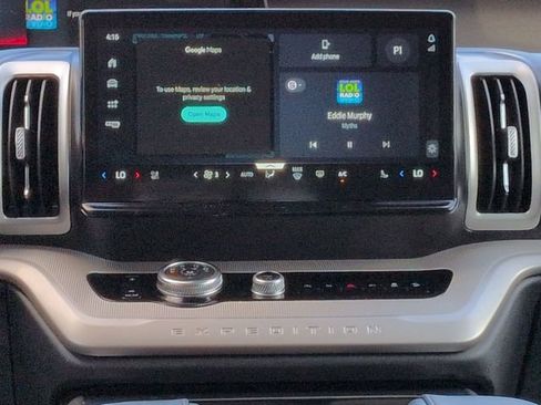 Certified 2025 Ford Expedition Active AWD/4WD image 18