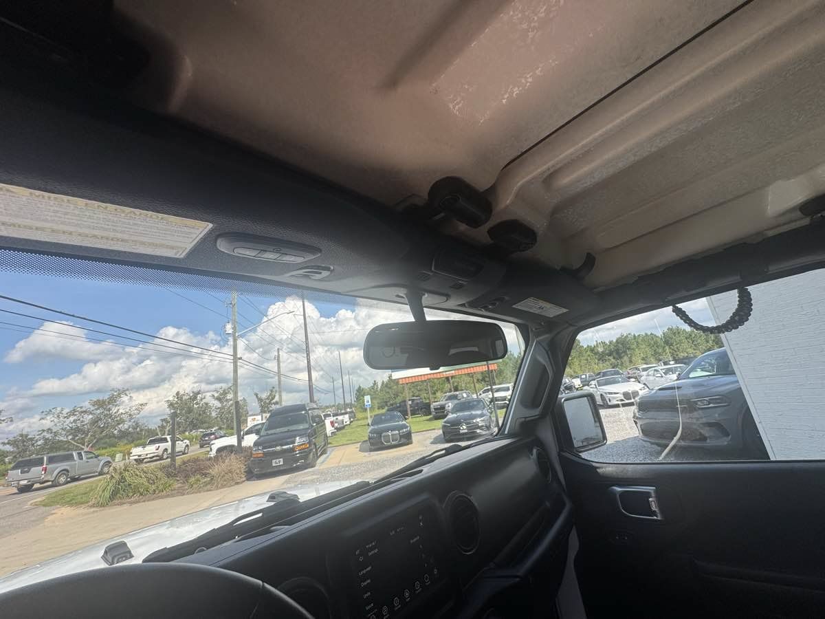 Used 2020 Jeep Wrangler Unlimited Sport AWD/4WD image 17