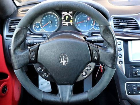 Used 2016 Maserati GranTurismo Sport image 24