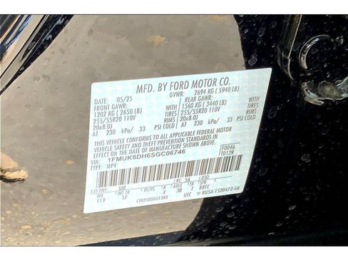 New 2025 Ford Explorer Active w/ Active Comfort Package image 27