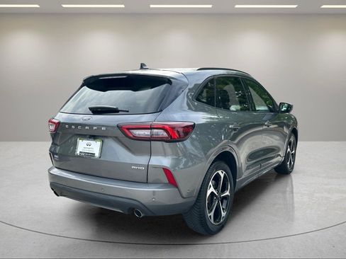 Used 2023 Ford Escape ST-Line Elite w/ Premium Technology Package AWD/4WD image 5
