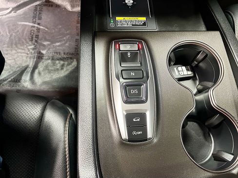 Used 2025 Honda Passport TrailSport image 17